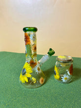 Load image into Gallery viewer, Flower Bong | Green Accents