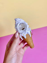 Load image into Gallery viewer, Ice Cream Pipe