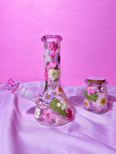 Load image into Gallery viewer, Floral Beaker- Pink &amp; Purple
