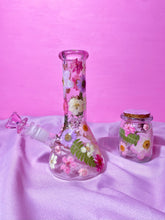 Load image into Gallery viewer, Floral Beaker- Pink & Purple