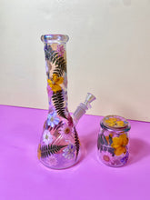 Load image into Gallery viewer, Iridescent Bong with Pastel Flowers