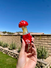 Load image into Gallery viewer, Mushroom Hand Pipe