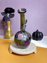 Load image into Gallery viewer, Flower Skull