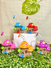 Load image into Gallery viewer, Mushroom Home Bong with Frog