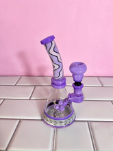 Load image into Gallery viewer, Abstract Bong | Wavy