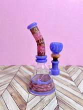 Load image into Gallery viewer, Abstract Bong | Spotted