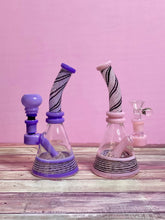 Load image into Gallery viewer, Abstract Bong | Black Wavy
