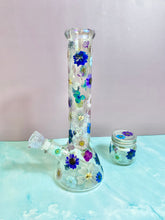 Load image into Gallery viewer, Iridescent Bong with Flowers