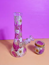 Load image into Gallery viewer, Flower Bong | Gold Accents