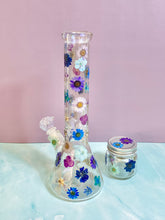 Load image into Gallery viewer, Iridescent Bong with Flowers