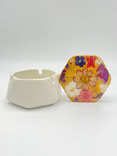 Load image into Gallery viewer, Floral Ceramic Ashtray