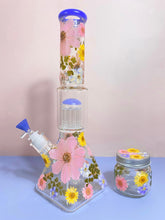 Load image into Gallery viewer, Flower Bong | Square Base Beaker