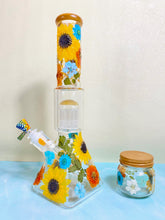 Load image into Gallery viewer, Flower Bong | Square Base Beaker