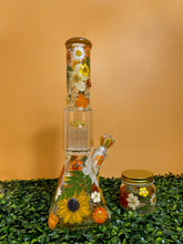 Load image into Gallery viewer, Flower Bong | Square Base Beaker