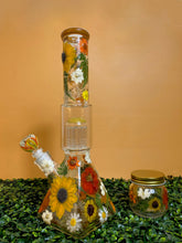 Load image into Gallery viewer, Flower Bong | Square Base Beaker