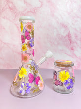 Load image into Gallery viewer, Flower Bong | White Accents Beaker