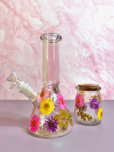 Load image into Gallery viewer, Iridescent Bong with Flowers