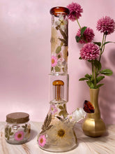 Load image into Gallery viewer, bong with real flowers and amber accents