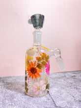 Load image into Gallery viewer, Flower Ash Catcher