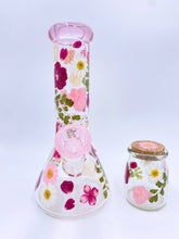 Load image into Gallery viewer, Flower bong covered in real flowers
