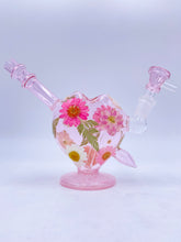 Load image into Gallery viewer, Cupids bow heart bong with real flowers