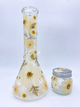Load image into Gallery viewer, Flower bong covered in real flowers