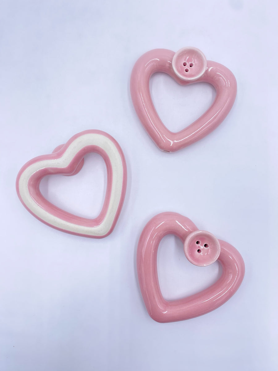 Ceramic Heart Pipe Krismaris