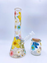 Load image into Gallery viewer, Flower bong covered in real flowers