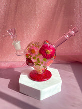 Load image into Gallery viewer, Cupids bow heart bong with real flowers