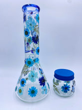 Load image into Gallery viewer, Flower bong covered in real flowers
