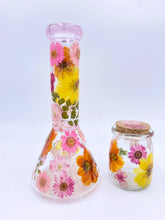 Load image into Gallery viewer, Flower bong covered in real flowers