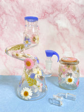Load image into Gallery viewer, zong bong with real flowers