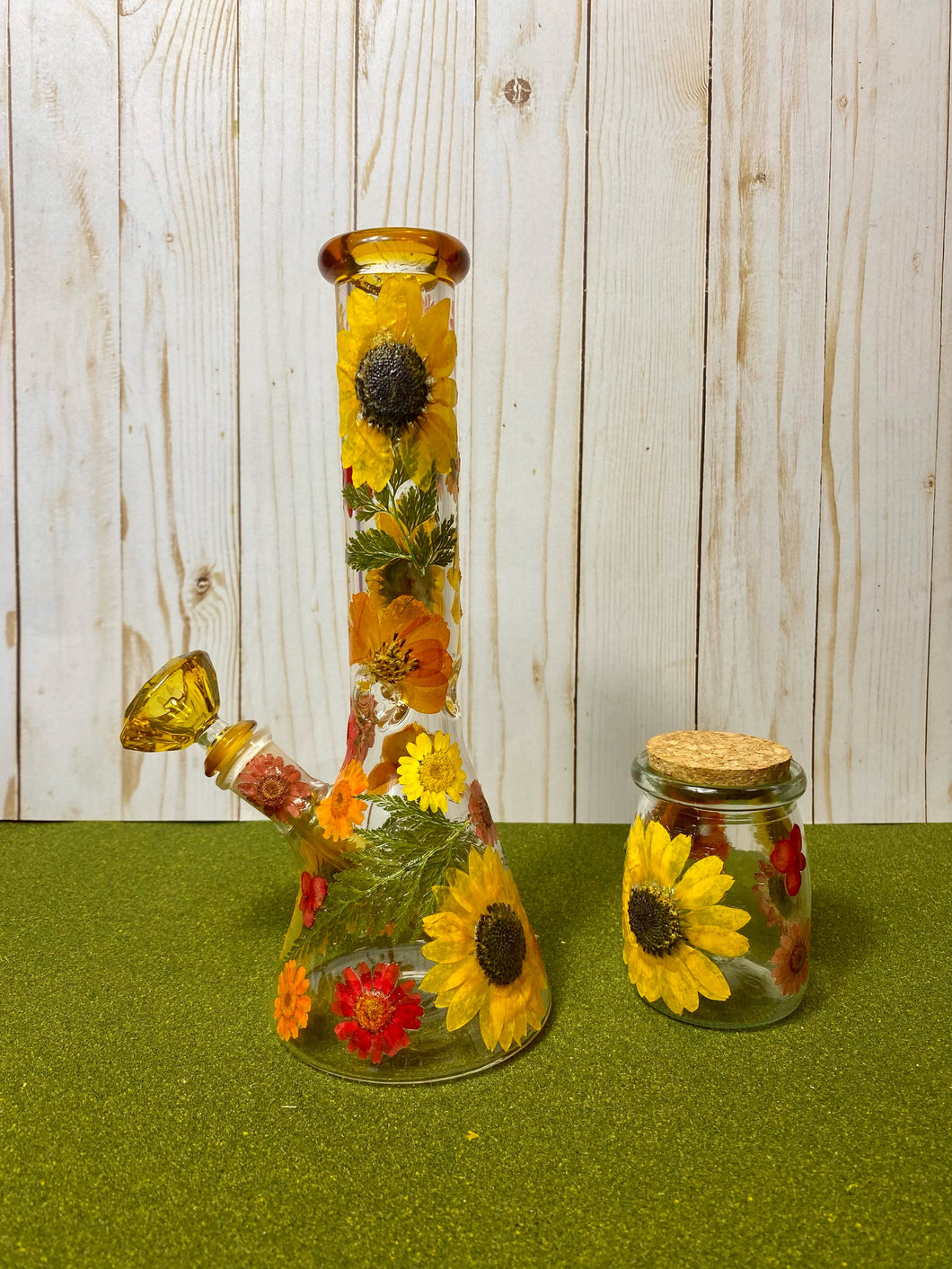 Amber Bong with Flowers