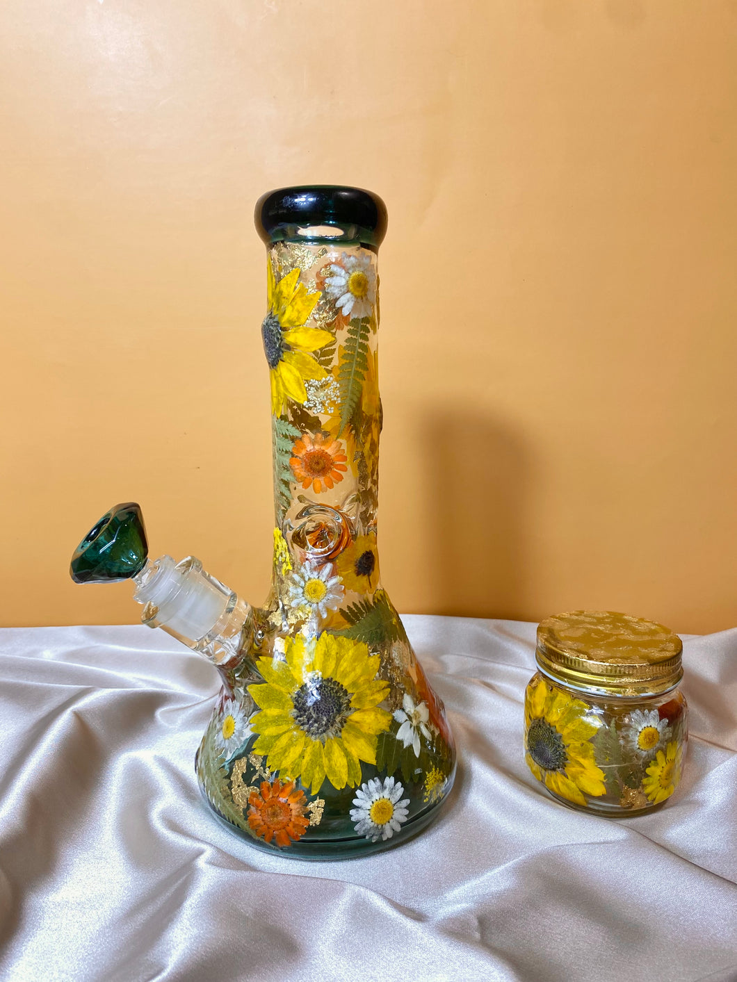 Flower Bong | Teal Accents