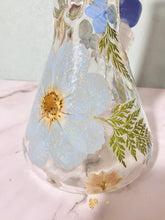 Load image into Gallery viewer, Sky Blue Floral Beaker
