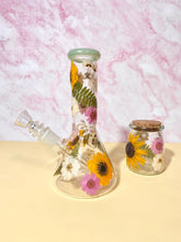 Load image into Gallery viewer, Flower Bong | Green Accents
