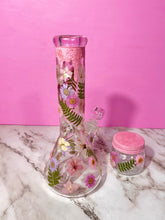 Load image into Gallery viewer, Floral Beaker- Pink Drips
