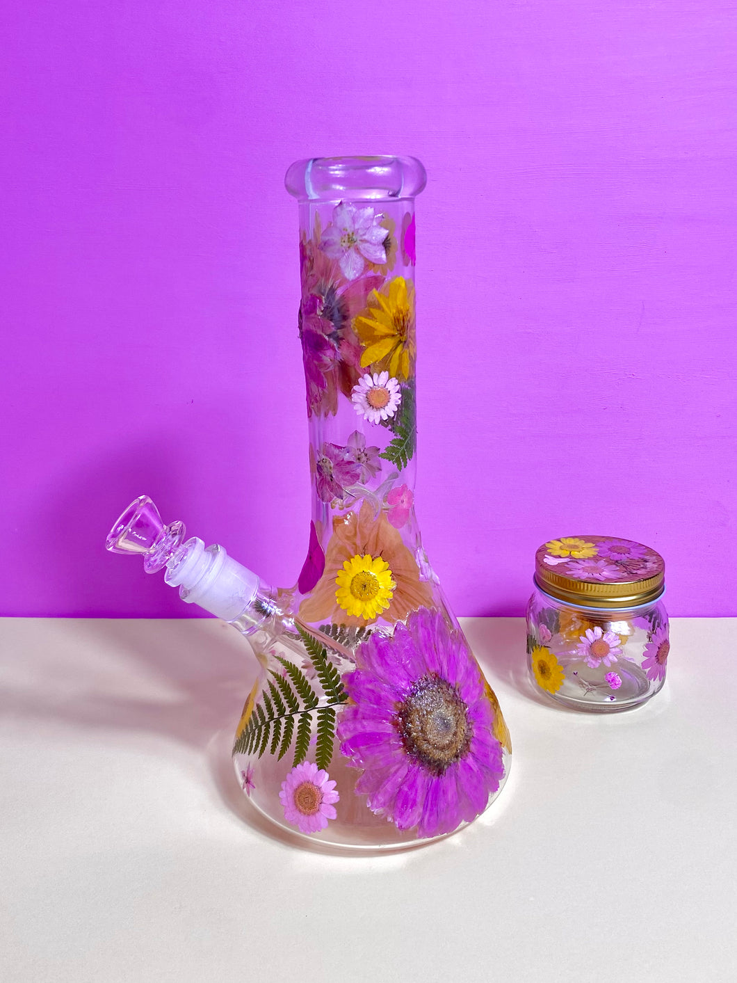 Flower Bong | Pink Accents