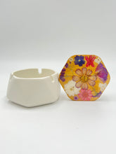 Load image into Gallery viewer, Floral Ceramic Ashtray
