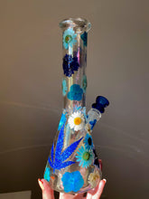 Load image into Gallery viewer, clear iridescent bong with blue flowers
