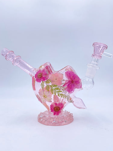 Cupids bow heart bong with real flowers