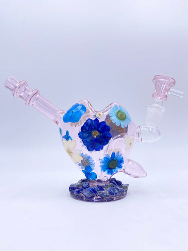 Cupids bow heart bong with real flowers