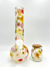 Load image into Gallery viewer, Round Base Floral Bong
