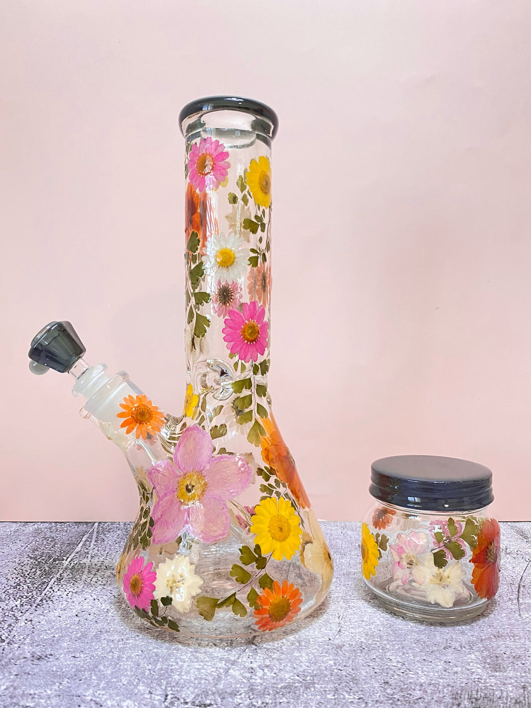 Flower Bong | Gray Accents
