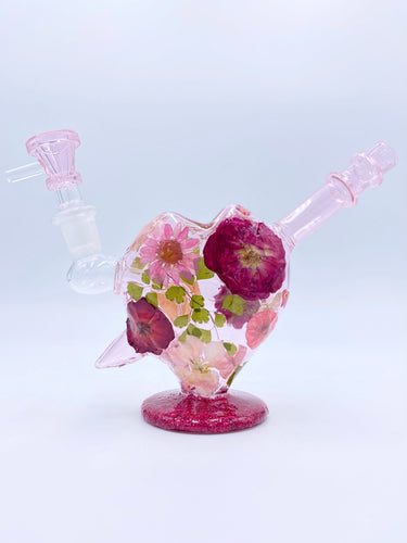 Cupids bow heart bong with real flowers