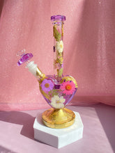 Load image into Gallery viewer, Purple Heart Bong | Pink and Purple
