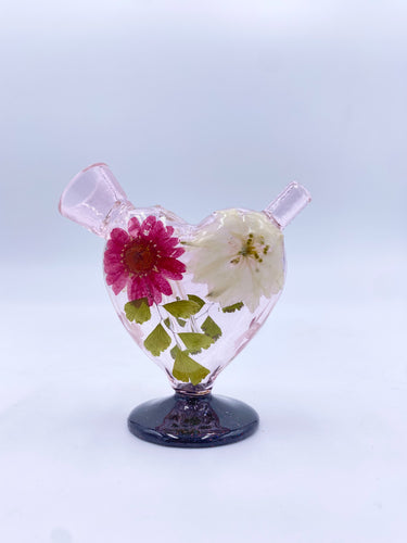 mini heart joint bubbler covered with real flowers