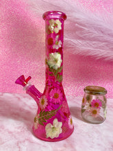 Load image into Gallery viewer, pink iridescent bong with real flowers
